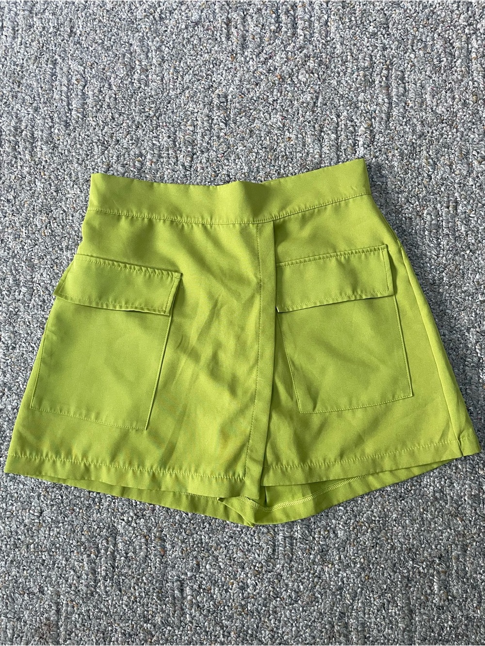 High-Waist Lime Green Pocket Shorts